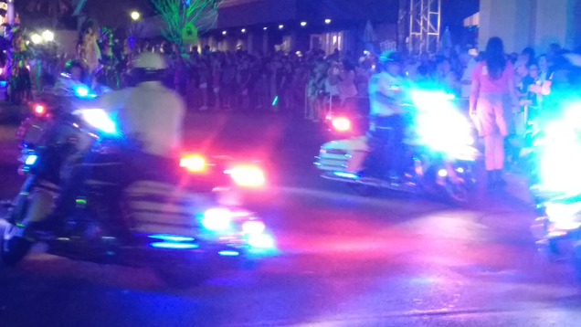 But first, a terrible pic of cop bikes going in circles.